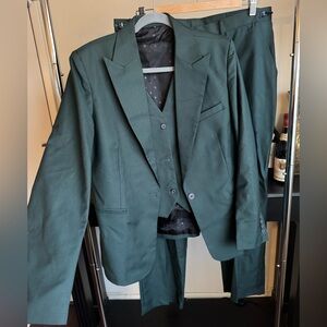 Elegant Green Pantsuit